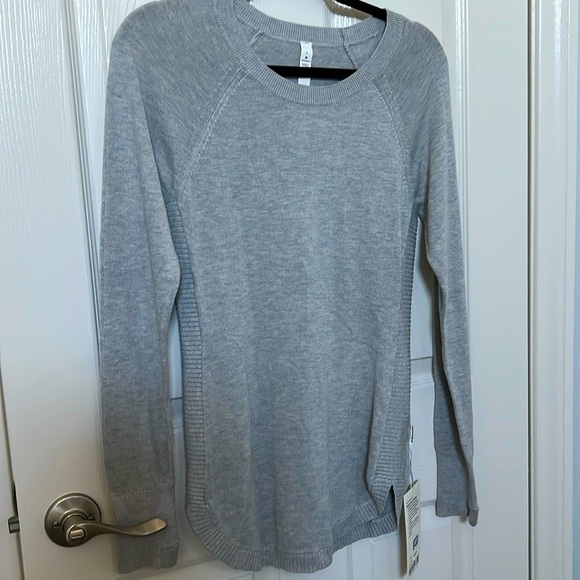 Lululemon Hello Aloe Pullover - Picture 2 of 4